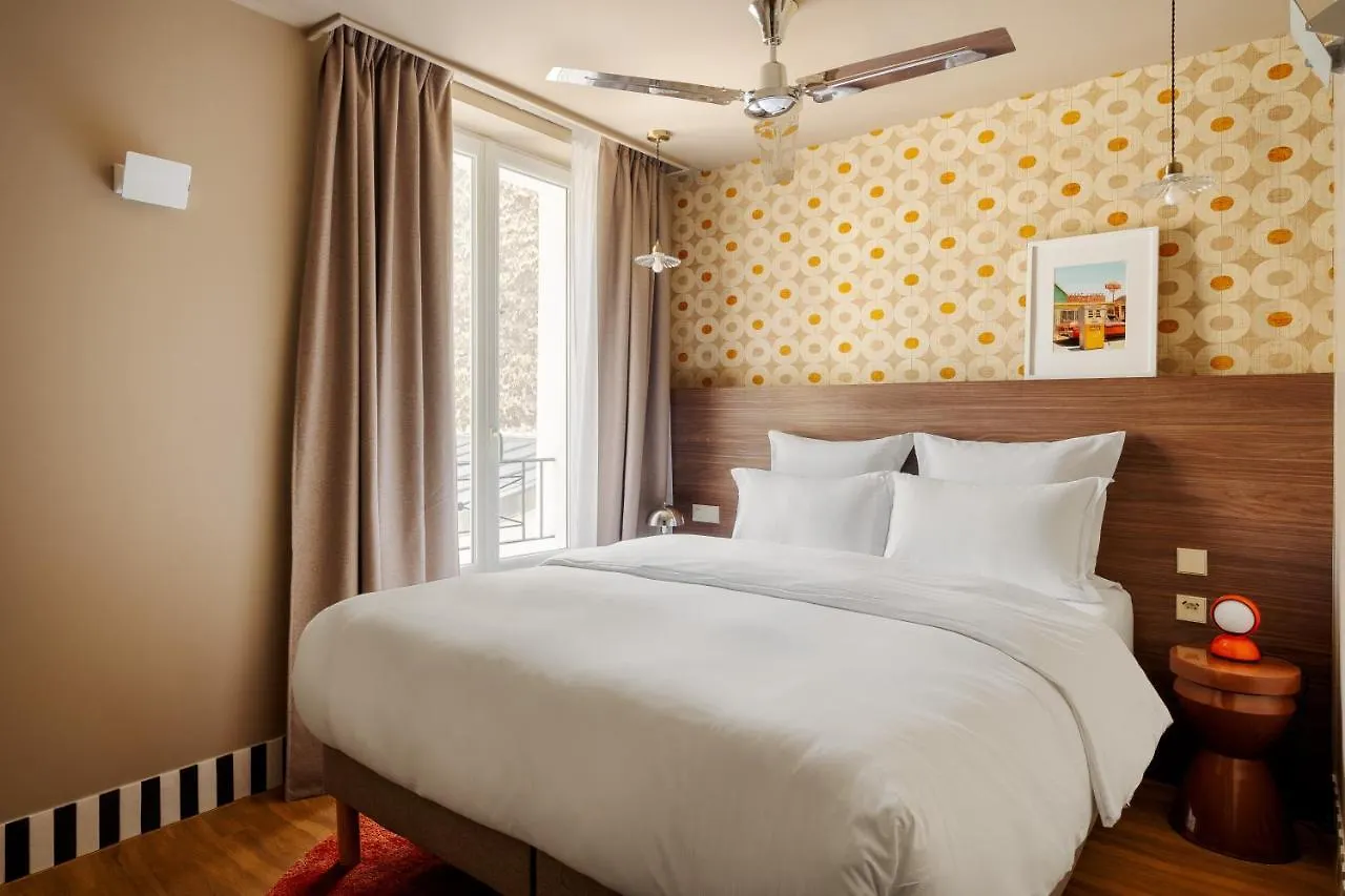 Edgar Suites Tour Eiffel - Carrieres Paris 0*,  France