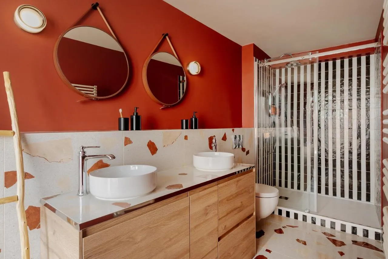 Edgar Suites Tour Eiffel - Carrieres Paris